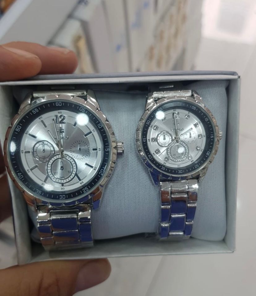 LÜKS SEVGİLİ SAATLERİ